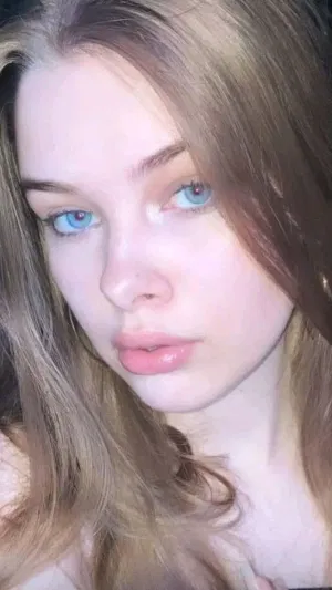 Joan475, 21 years old from United States