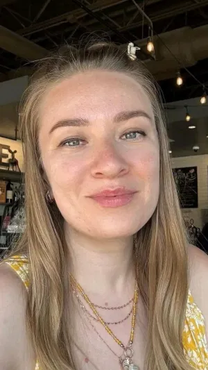 Freya54, 25 years old from United States