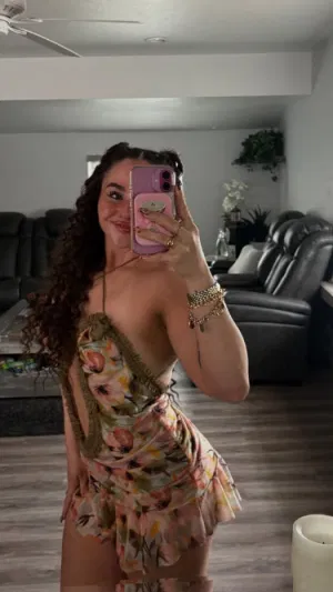 Olive75, 22 years old from United States