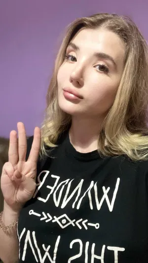 Queen729, 20 years old from Germany