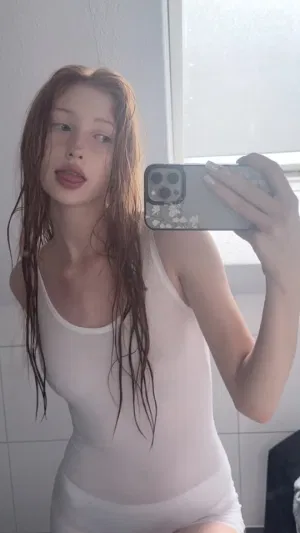 Polly__715, 18 years old from United States