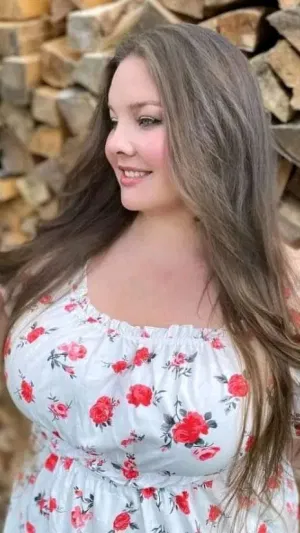Lily8u7, 25 years old from United States