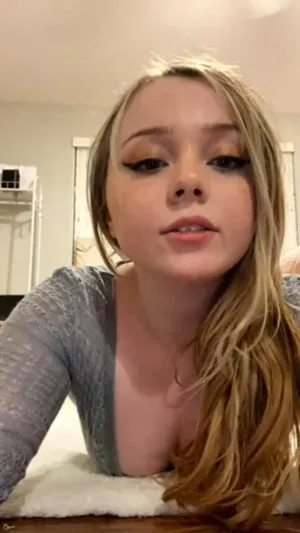 Alison_55, 23 years old from United States