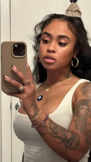 Mallory854, 23 years old from United States