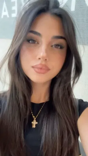 Brynlee44, 22 years old from United States