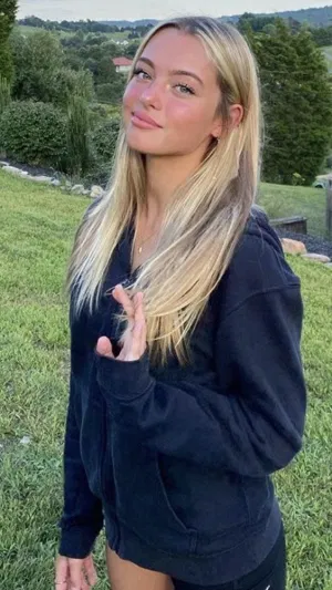 Nicole24, 24 years old from Netherlands