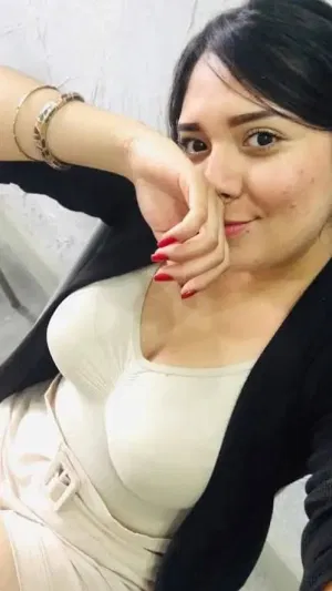 Kathy57400, 22 years old from Canada
