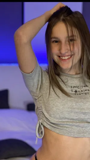 Vanessa64Ilsner, 19 years old from Germany