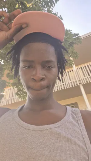 Calm, 20 years old from United Kingdom