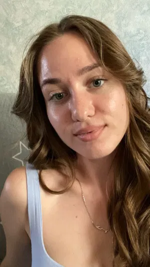 Serenity20, 20 years old from United States