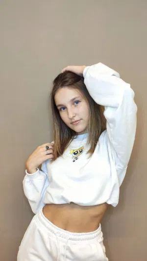 Isabell21Haas, 19 years old from Germany