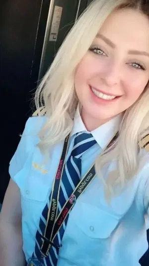 Lillian579, 22 years old from United Kingdom