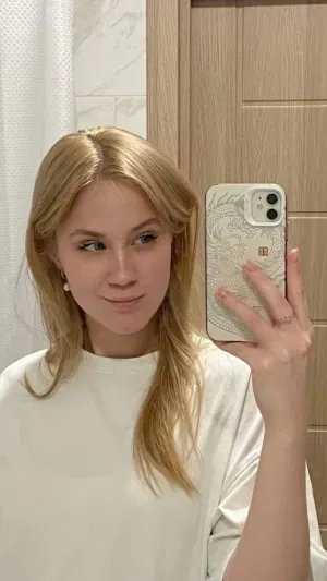 Ruby22, 22 years old from United Kingdom