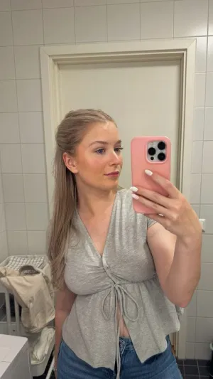 Emery22's Profile Photo