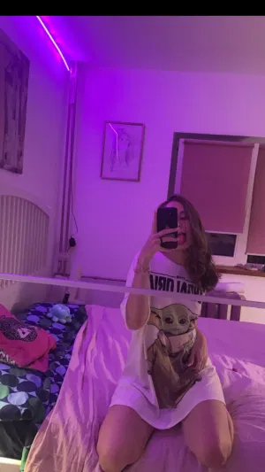 Doris22Black, 19 years old from Germany