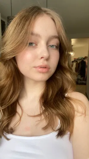 Brittany20, 20 years old from Germany
