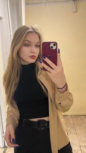 Iris19, 19 years old from United States