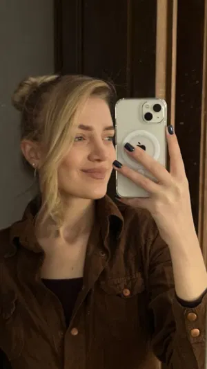 Clara18, 18 years old from United States