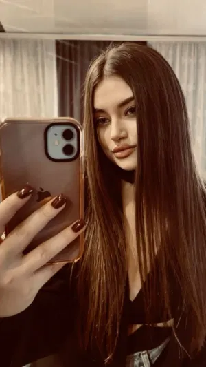 Nora19, 19 years old from United States