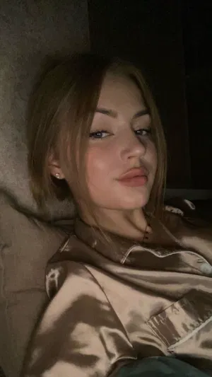 Juliet18's Profile Photo