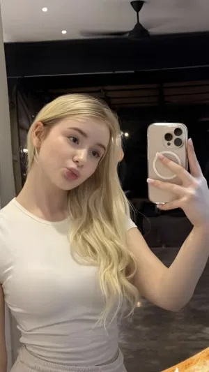 Lizlee87797's Profile Photo