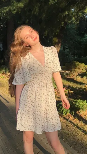 Caroline199, 19 years old from United States