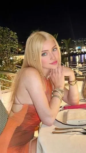 Sophia84, 25 years old from United States