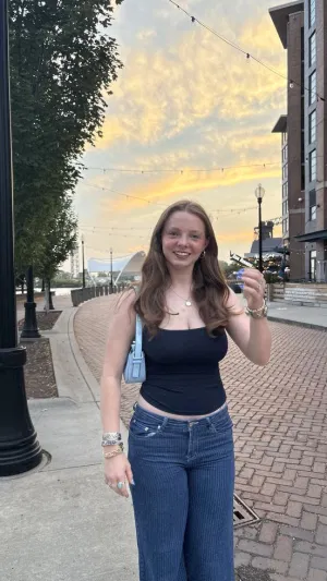 Alexandra18's Profile Photo