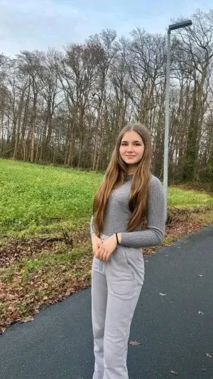 Lennon20, 20 years old from Finland