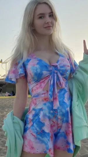 Nyla111, 23 years old from Switzerland