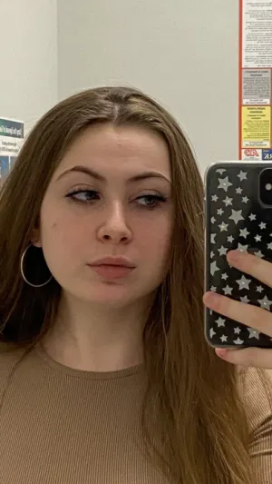 Selah18, 18 years old from Poland