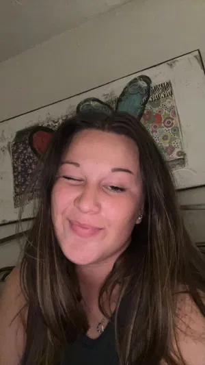 Olivia155, 18 years old from United States