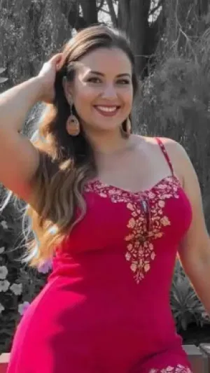 Claire34r, 24 years old from Canada