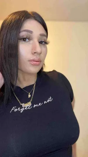 Rose_739's Profile Photo