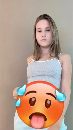 Sofia64, 19 years old from United States