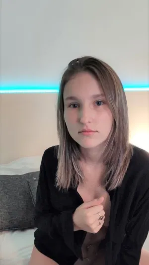 Sophia71Roth, 19 years old from Germany