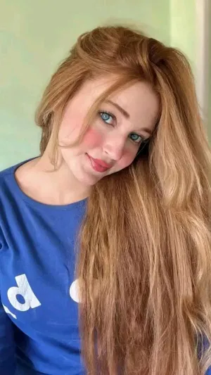 Eliza256, 25 years old from Canada