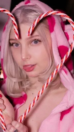 honey9, 20 years old from United States