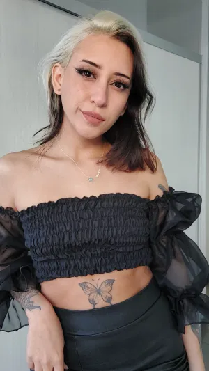 Candy881bam, 20 years old from Canada