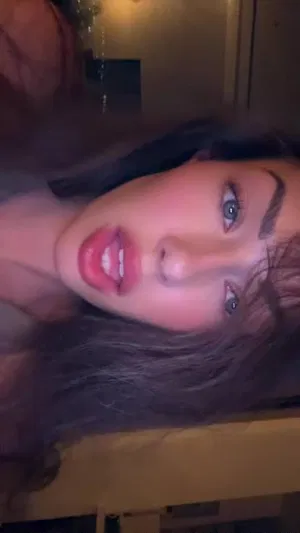 Sandra12's Profile Photo