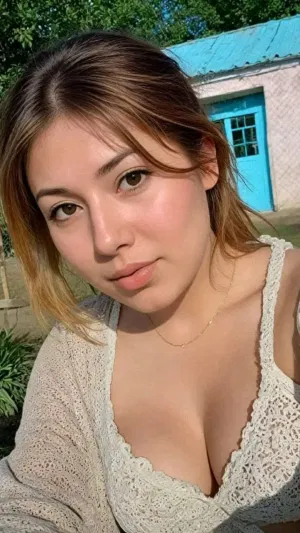 Celeste34, 24 years old from United Kingdom