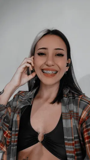 Fuckinghot939, 19 years old from United States