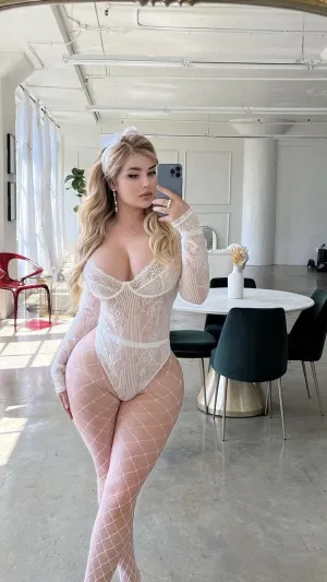 Leahnatalia's Cover Photo