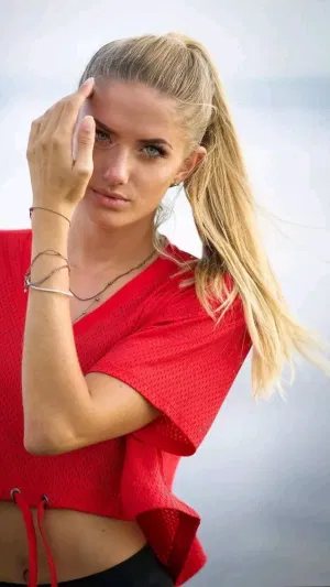 Darcey465, 25 years old from United Kingdom