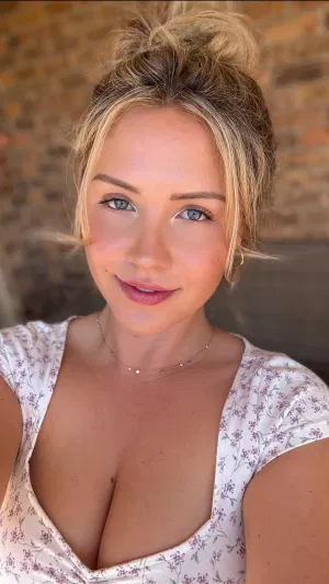 belleuyffh, 22 years old from United States