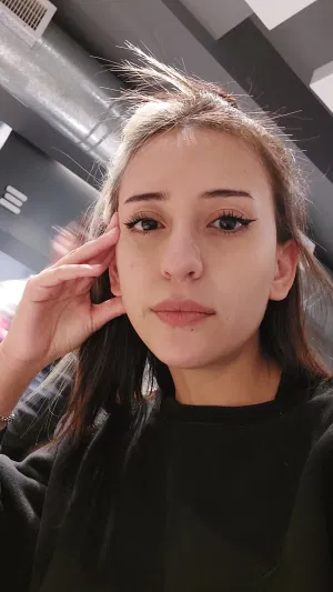 Candy55vml8i, 20 years old from United States