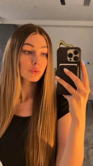 Sandra13, 24 years old from United States