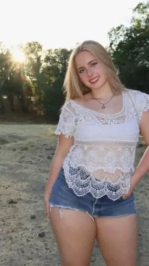 Harriet35r, 28 years old from United Kingdom