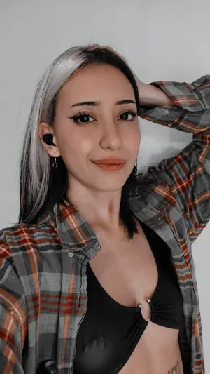 Lica771inq, 20 years old from United States