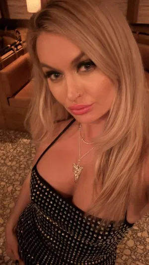 Arialll, 21 years old from United States